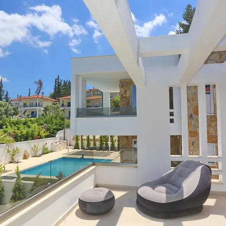 The Miracle Villa *