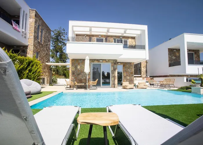 The Miracle Villa