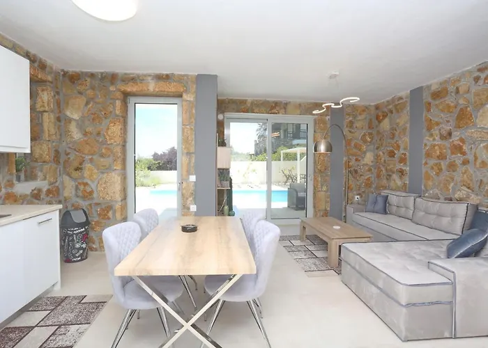 The Miracle ヴィラ ペフコホリ